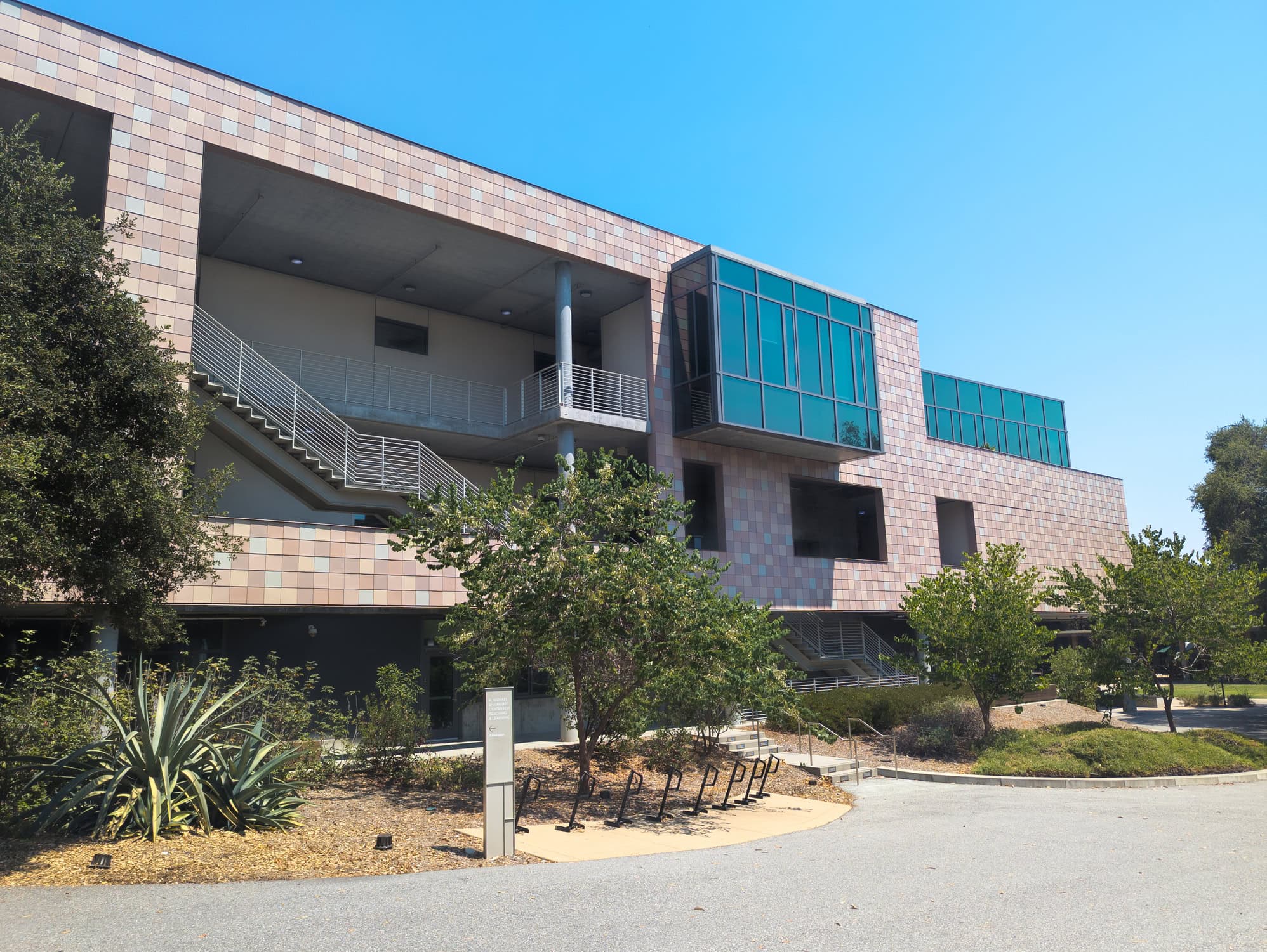 Harvey Mudd College Ieca