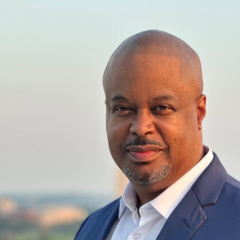 Headshot of Leigh R. Allen, II