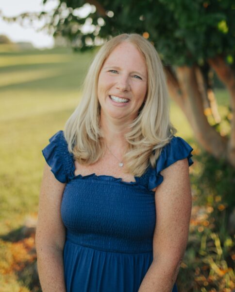 Kerrie Lineweaver